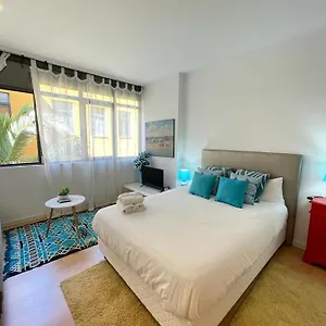 https://martires-city-center.hotelsinnerja.org